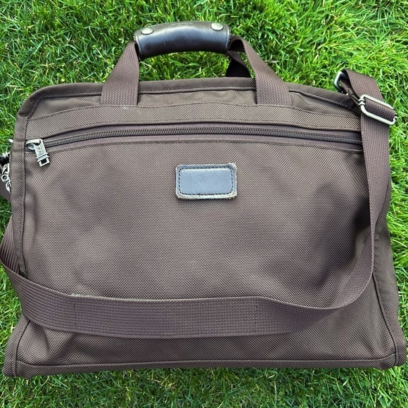 TUMI Canvas and Leather Duffle Travel Gym Bag in Chocolate Brown 
Made in USA - Picture 13 of 14